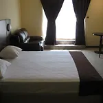 Hotel Satellite